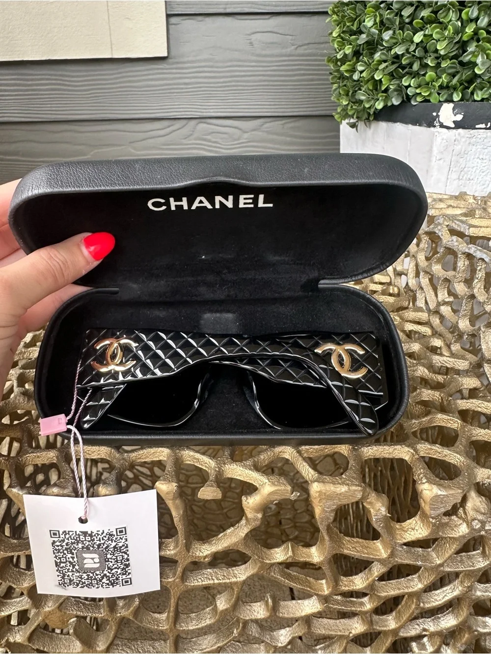 CHANEL Glossy Black Sunglasses